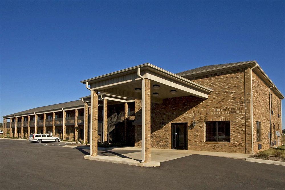 Americas Best Value Inn Byhalia Exterior photo